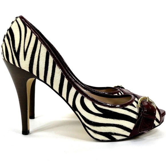 ❤️ SOLD ❤️ Steve Madden Zebra Print Pumps - Picture 4 of 8